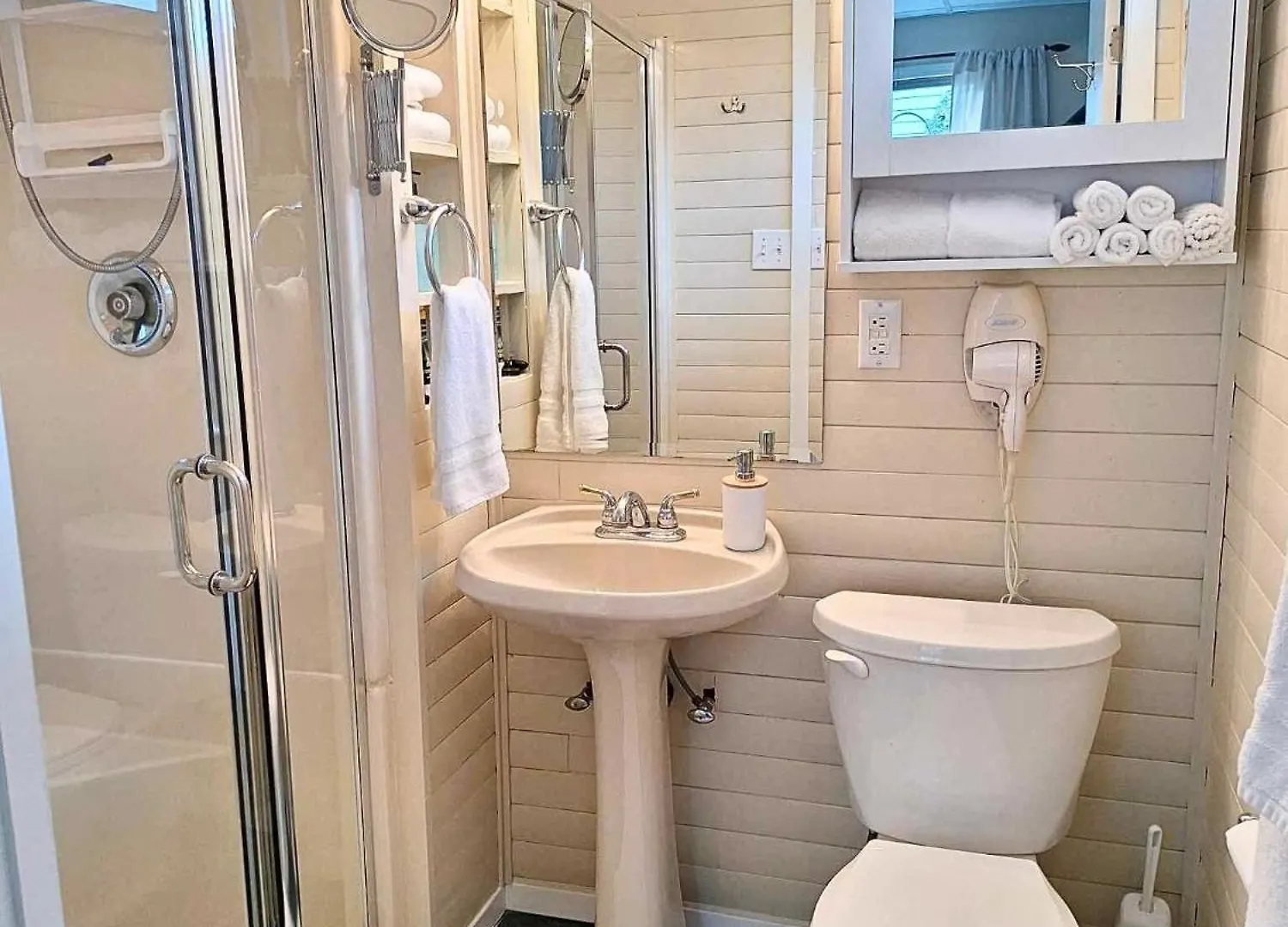 An Oasis By The Bay Appartement Cowichan Bay